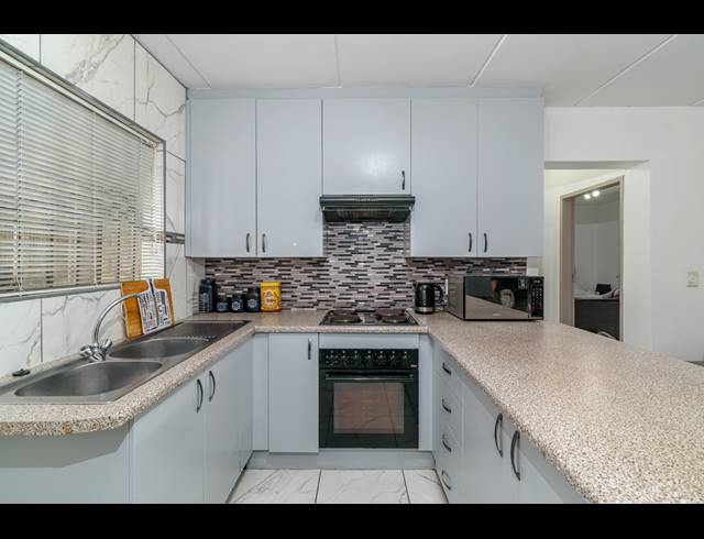 2 BEDROOM APARTMENT SOLD IN NORTH RIDING